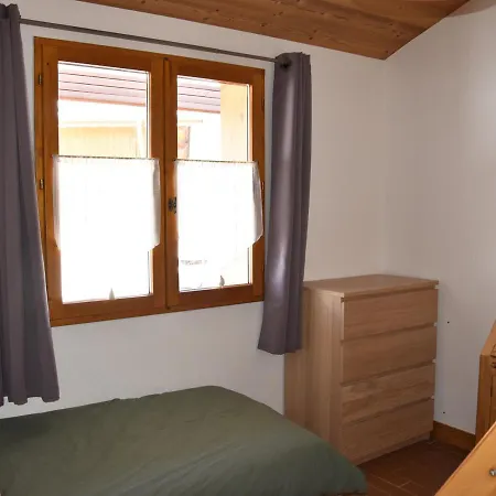 Apartment Cosy 4 Pieces, Balcon, Proche Centre Et Telepherique, Face Pistes De De Fond - Fr-1-464-214 *